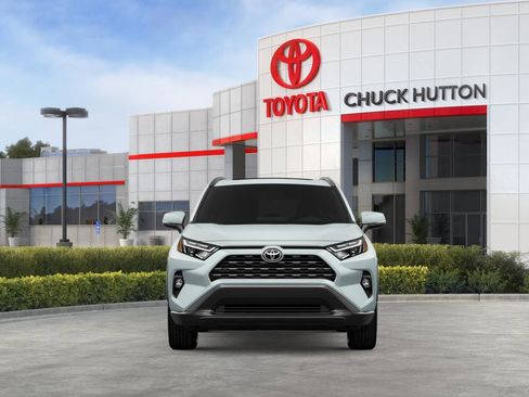Used 2025 Toyota RAV4 XLE Premium AWD/4WD image 46