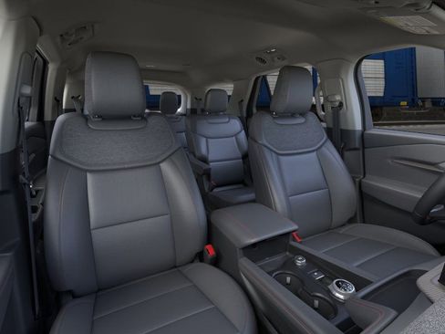 New 2026 Ford Explorer Active w/ Active Comfort Package image 13