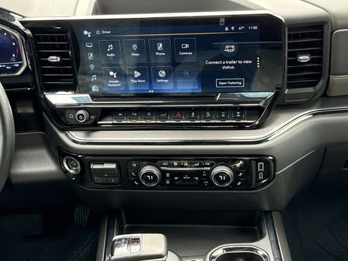 Used 2024 Chevrolet Silverado 1500 ZR2 w/ Technology Package image 29