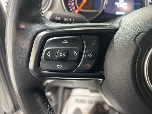 Used 2020 Jeep Wrangler Sport image 15