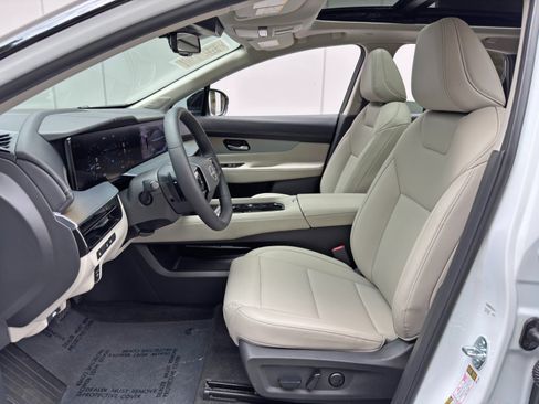 Used 2025 Nissan Murano SL AWD/4WD image 16