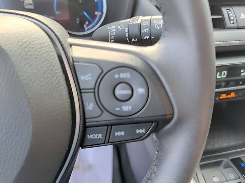 Used 2023 Toyota RAV4 XLE Premium AWD/4WD image 13
