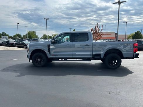 New 2027 Ford F250 Lariat w/ Black Appearance Package AWD/4WD image 9