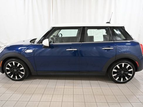 Used 2018 MINI Cooper S image 9