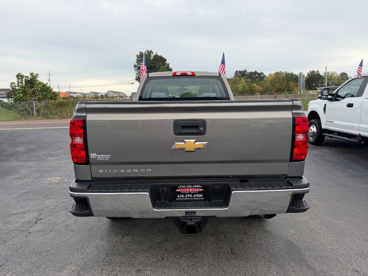 Used 2017 Chevrolet Silverado 3500 W/T AWD/4WD image 7