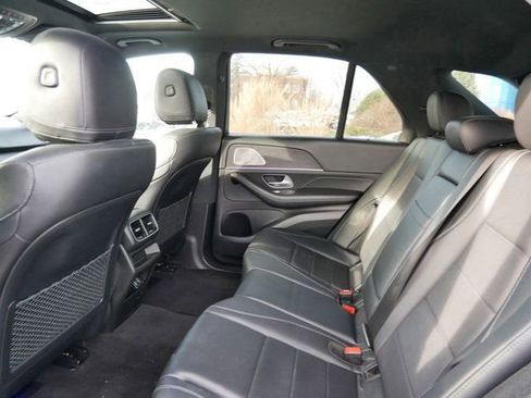 Used 2022 Mercedes-Benz GLE 350 4MATIC image 9