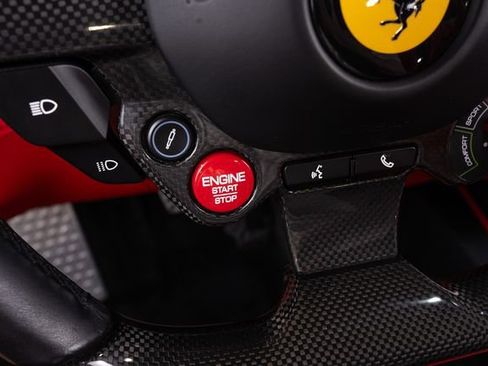 Used 2019 Ferrari Portofino RWD image 45