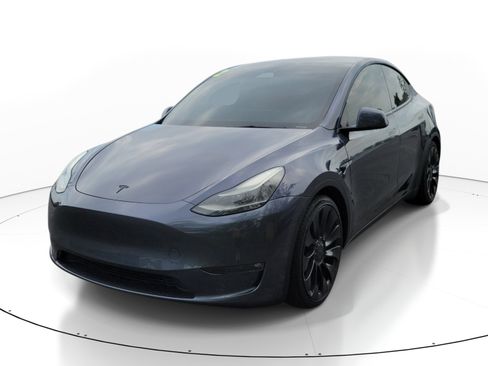 Used 2022 Tesla Model Y Performance AWD/4WD image 3