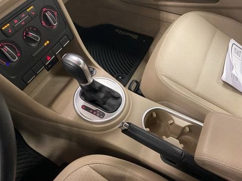 Used 2016 Volkswagen Beetle 1.8T S image 13