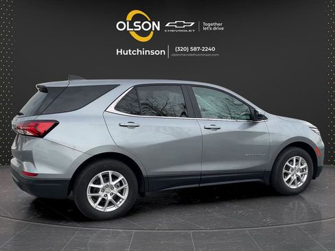 Used 2024 Chevrolet Equinox LT FWD image 16