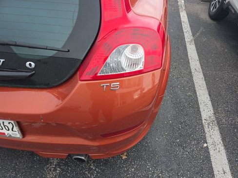 Used 2013 Volvo C30 T5 R-Design image 4