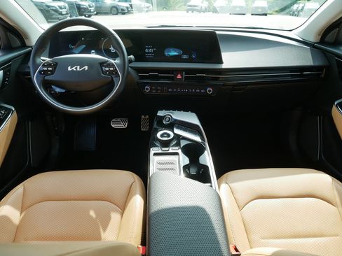 Certified 2023 Kia EV6 GT-Line AWD/4WD image 10
