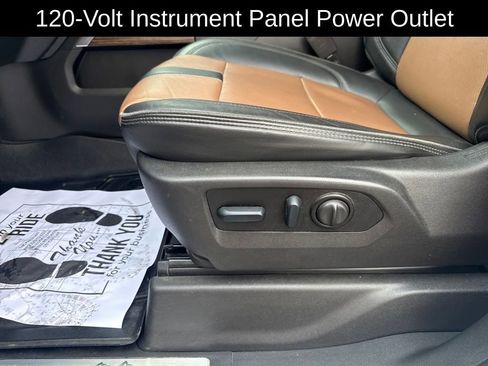 Used 2022 Chevrolet Silverado 3500 High Country image 21