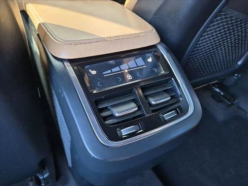 Used 2018 Volvo XC90 T6 Inscription w/ Luxury Package AWD/4WD image 23