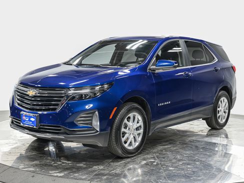 Used 2022 Chevrolet Equinox LT image 1