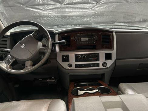 Used 2009 Dodge Ram 2500 Truck Laramie image 12