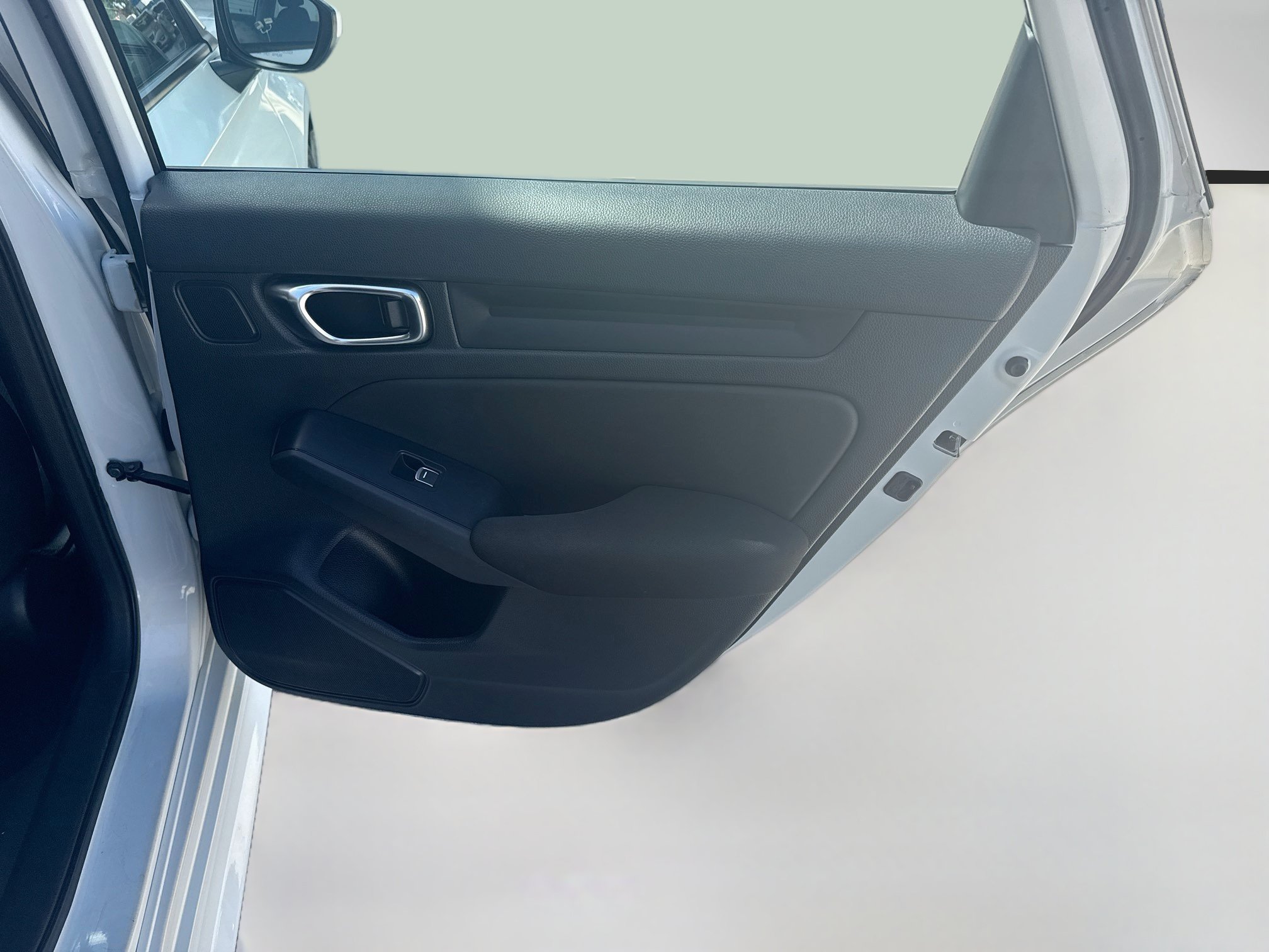 Used 2025 Honda Civic LX image 29