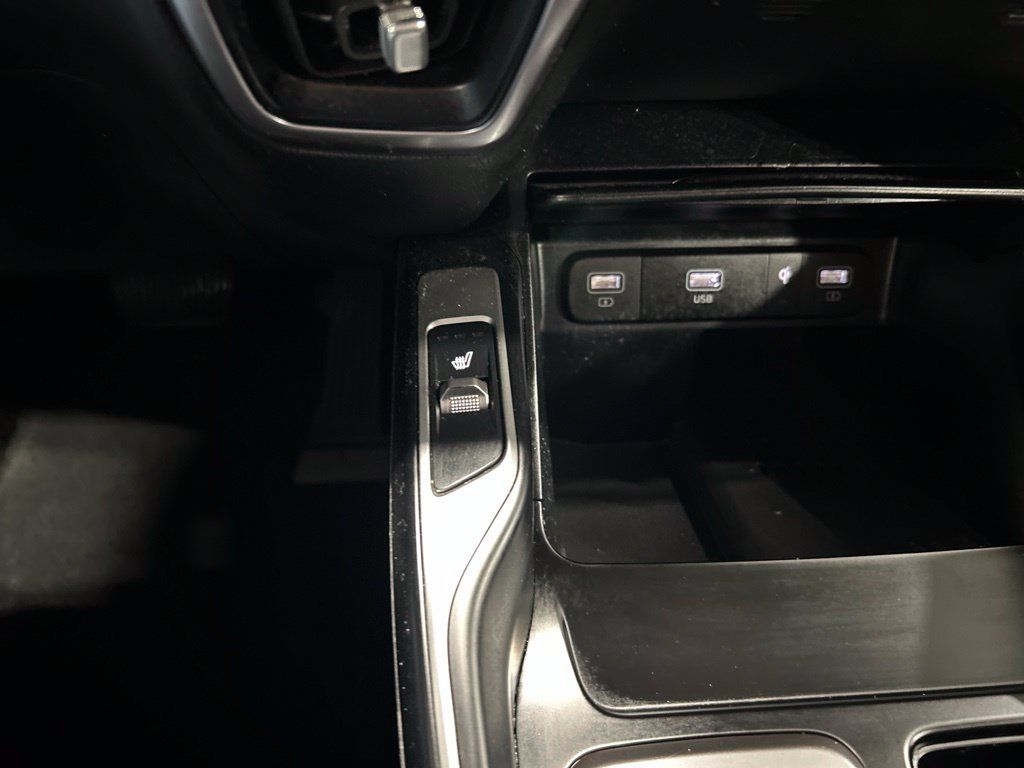 Certified 2024 Kia Sorento EX AWD/4WD image 22
