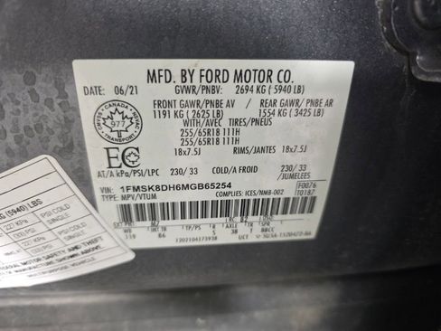 Used 2021 Ford Explorer XLT w/ Class III Trailer Tow Package image 11