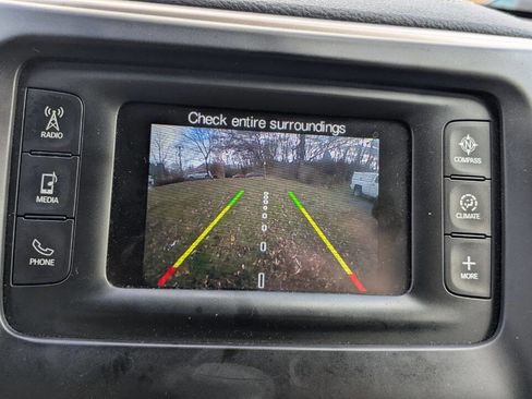 Used 2016 Jeep Cherokee Latitude image 25