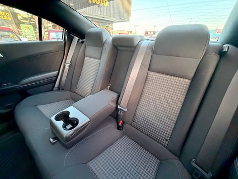 Used 2020 Dodge Charger R/T w/ Blacktop Package image 17