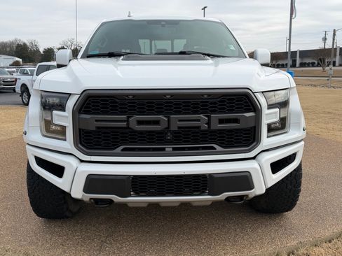 Used 2019 Ford F150 Raptor w/ Equipment Group 802A Luxury image 2
