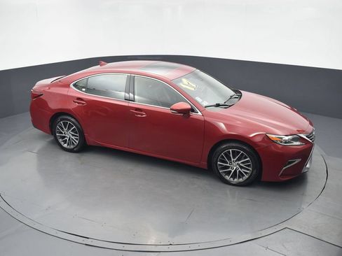 Used 2017 Lexus ES 350 FWD image 46