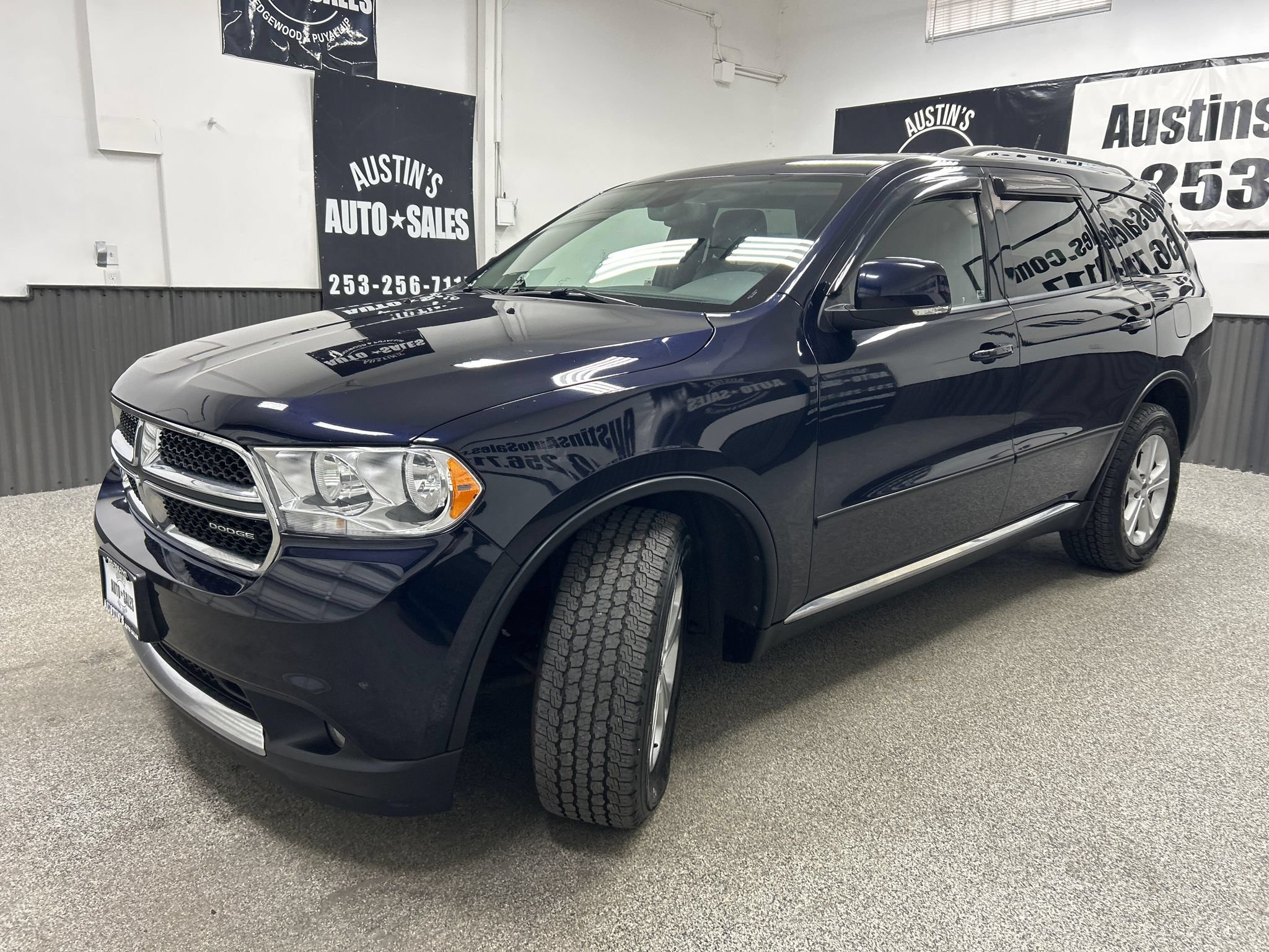 Used 2011 Dodge Durango Crew w/ Entry Nav/Commuter Group AWD/4WD image 3
