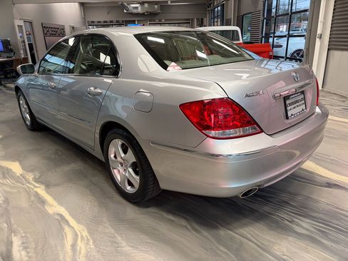 Used 2007 Acura RL w/ Technology Package AWD/4WD image 36