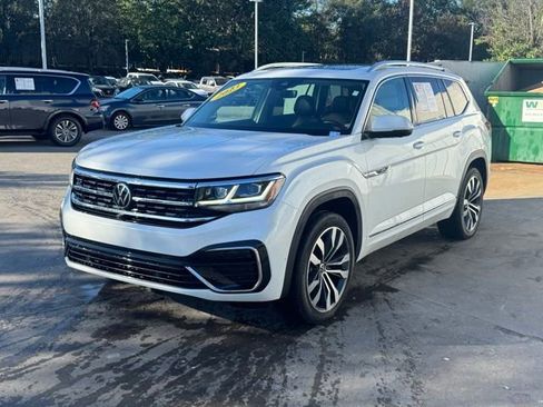 Used 2023 Volkswagen Atlas SEL Premium image 3