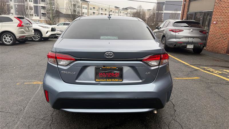 Used 2022 Toyota Corolla LE FWD image 15