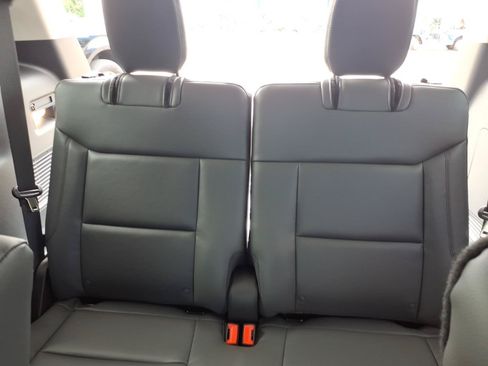 Used 2026 Ford Explorer Active w/ Active Comfort Package RWD image 15