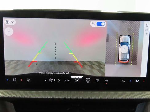 Used 2025 Ford Explorer ST-Line w/ Premium Package image 14