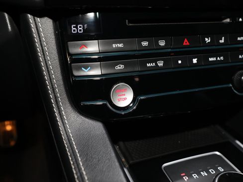 Used 2017 Jaguar F-PACE S AWD/4WD image 54