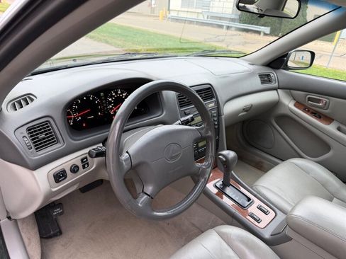 Used 1999 Lexus ES 330 image 20