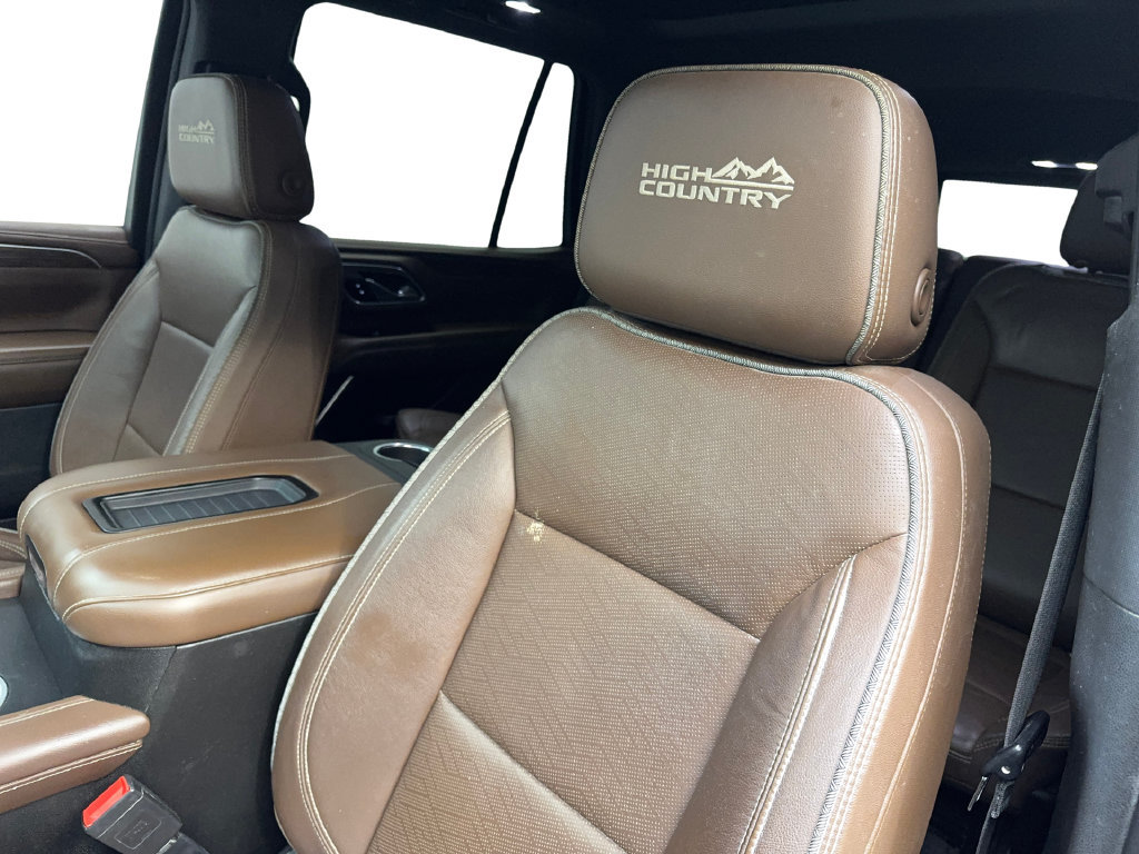 Used 2021 Chevrolet Tahoe High Country w/ Premium Package RWD image 29