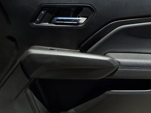 Used 2023 Chevrolet Colorado LT w/ LT Convenience Package image 26