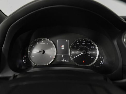 Certified 2025 Lexus IS 350 F Sport RWD image 11