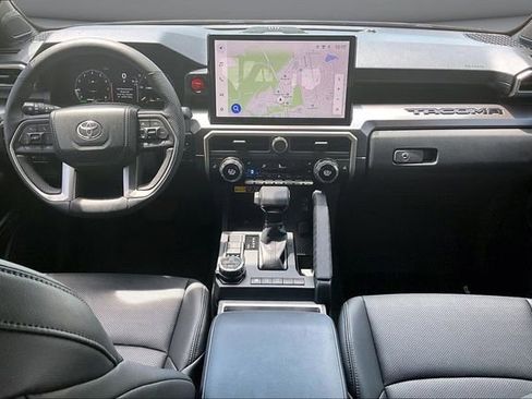 Used 2025 Toyota Tacoma TRD Off-Road w/ TRD Off Road Premium Package AWD/4WD image 8