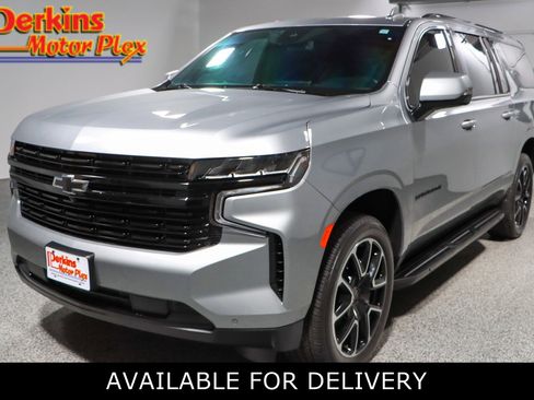 Used 2024 Chevrolet Suburban RST w/ Luxury Package image 1