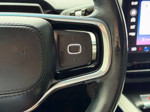 Used 2024 Lincoln Nautilus Reserve AWD/4WD image 19