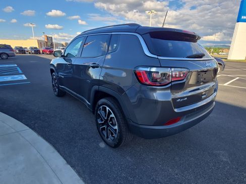 Used 2022 Jeep Compass Limited AWD/4WD image 6