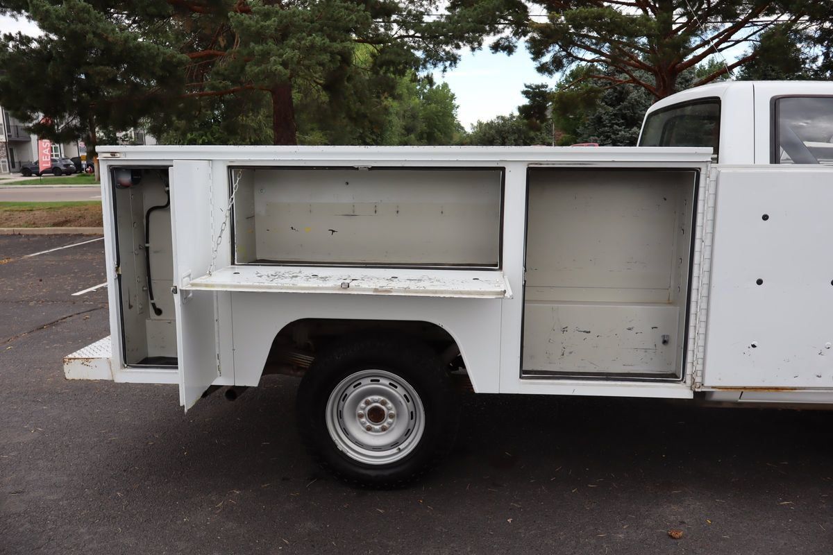 Used 1988 Chevrolet Silverado 2500 4x4 Regular Cab image 16