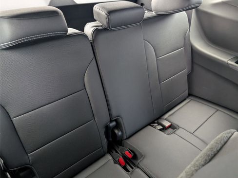 New 2026 Chevrolet Traverse LT w/ Sun and Wheel Package image 24