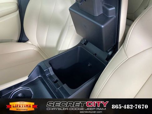 New 2026 Jeep Grand Cherokee L Limited AWD/4WD image 25