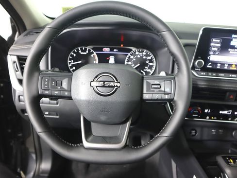 New 2026 Nissan Rogue Dark Armor image 9