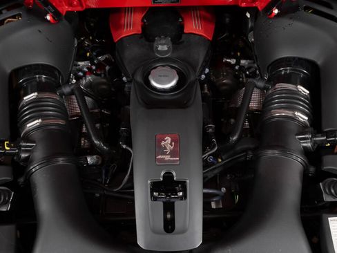 Used 2018 Ferrari 488 Spider RWD image 19