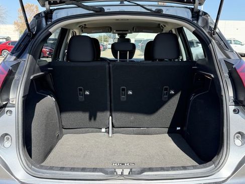 Used 2024 Nissan Kicks S image 28