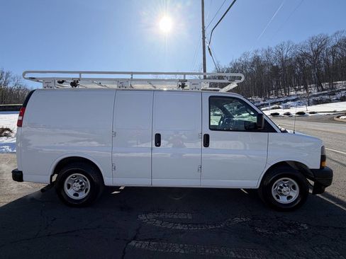 Used 2020 Chevrolet Express 2500 w/ Driver Convenience Package image 5