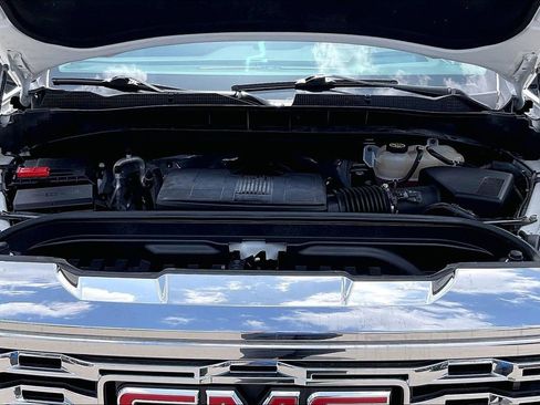 Used 2023 GMC Sierra 1500 Denali w/ Denali Reserve Package AWD/4WD image 13